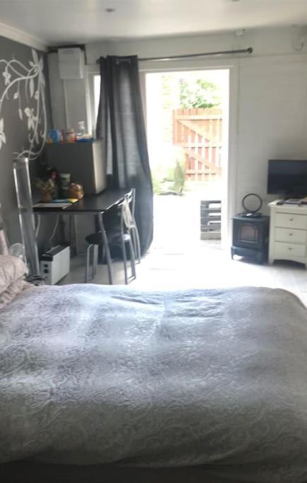 Belfast Private Room, En-Suite & Own Access Bagian luar foto
